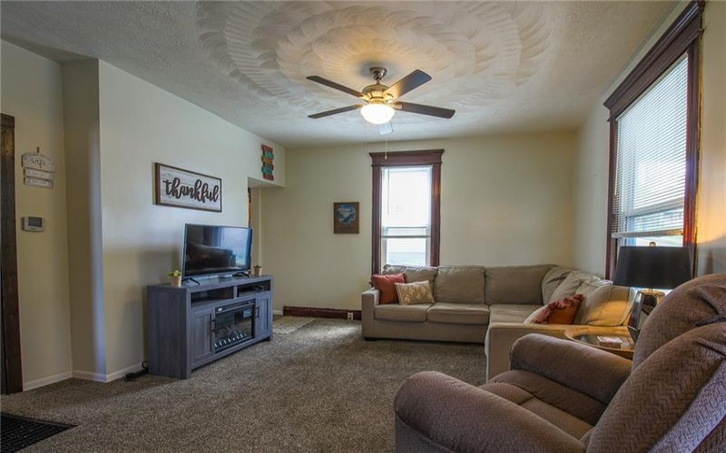 235 Hallam Ave, Washington, 15301, 3 Bedrooms Bedrooms, ,2 BathroomsBathrooms,Residential,For Sale,Hallam Ave,1700645