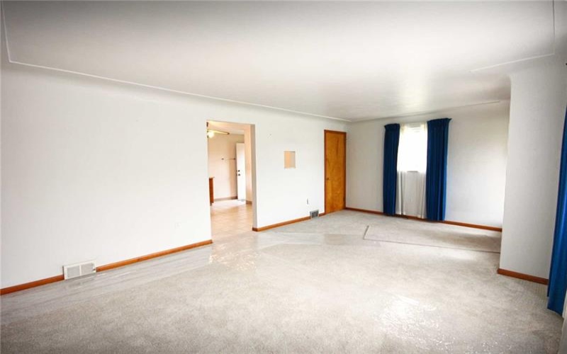 24 Magee Drive, Jeannette, 15644, 3 Bedrooms Bedrooms, 7 Rooms Rooms,1 BathroomBathrooms,Residential,For Sale,Magee Drive,1700674