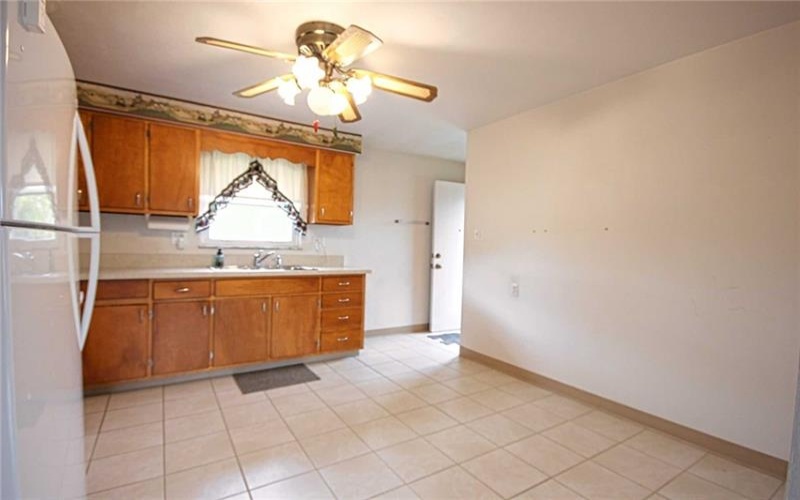 24 Magee Drive, Jeannette, 15644, 3 Bedrooms Bedrooms, 7 Rooms Rooms,1 BathroomBathrooms,Residential,For Sale,Magee Drive,1700674