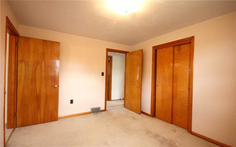 24 Magee Drive, Jeannette, 15644, 3 Bedrooms Bedrooms, 7 Rooms Rooms,1 BathroomBathrooms,Residential,For Sale,Magee Drive,1700674