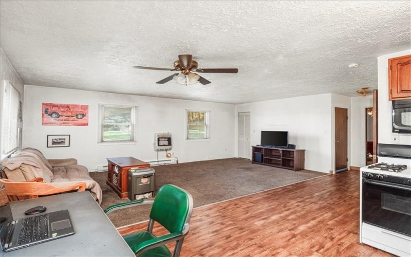 176 Watson Rd, Apollo, 15613, 1 Bedroom Bedrooms, 3 Rooms Rooms,1 BathroomBathrooms,Residential,For Sale,Watson Rd,1700733