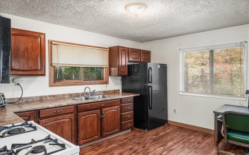 176 Watson Rd, Apollo, 15613, 1 Bedroom Bedrooms, 3 Rooms Rooms,1 BathroomBathrooms,Residential,For Sale,Watson Rd,1700733