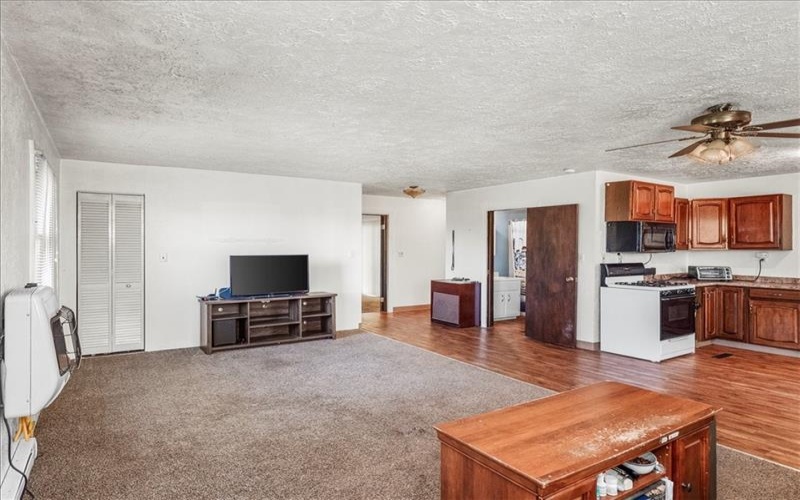 176 Watson Rd, Apollo, 15613, 1 Bedroom Bedrooms, 3 Rooms Rooms,1 BathroomBathrooms,Residential,For Sale,Watson Rd,1700733