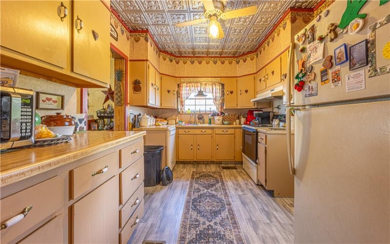 135 Oak Forest Rd, Brave, 15316, 3 Bedrooms Bedrooms, ,1 BathroomBathrooms,Residential,For Sale,Oak Forest Rd,1700778