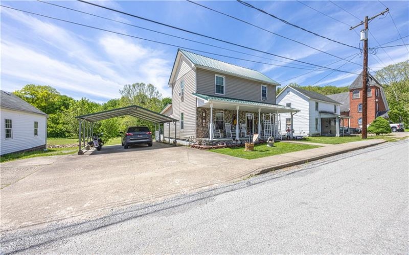135 Oak Forest Rd, Brave, 15316, 3 Bedrooms Bedrooms, ,1 BathroomBathrooms,Residential,For Sale,Oak Forest Rd,1700778