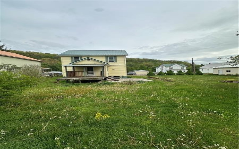 814 Walker Street, Garrett, 15542, 3 Bedrooms Bedrooms, ,1 BathroomBathrooms,Residential,For Sale,Walker Street,1700794