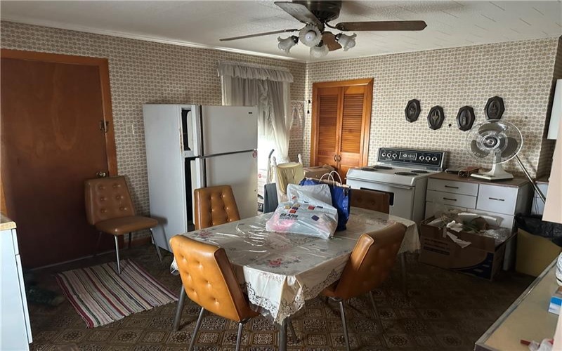 2084 2nd St, Denbo, 15429, 2 Bedrooms Bedrooms, ,1 BathroomBathrooms,Residential,For Sale,2nd St,1700815