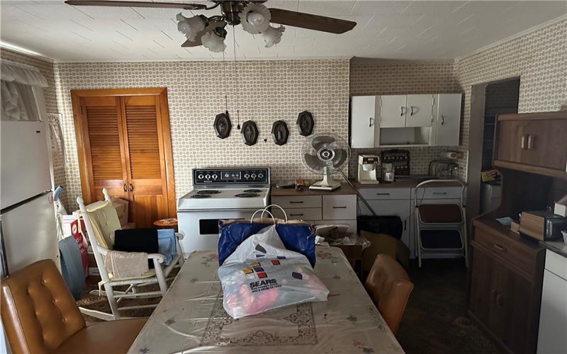 2084 2nd St, Denbo, 15429, 2 Bedrooms Bedrooms, ,1 BathroomBathrooms,Residential,For Sale,2nd St,1700815