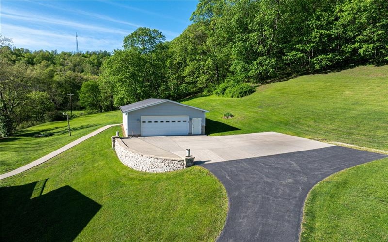 2681 Roy Furman Hwy, Waynesburg, 15370, 3 Bedrooms Bedrooms, ,2 BathroomsBathrooms,Residential,For Sale,Roy Furman Hwy,1700816