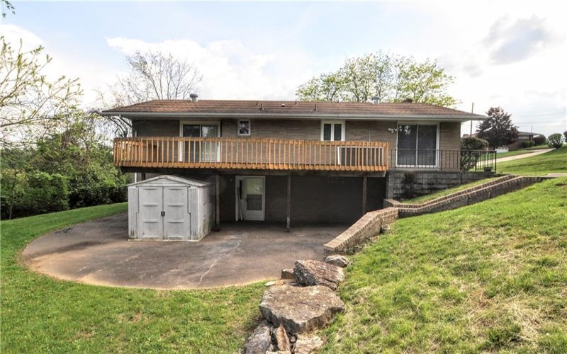 130 Fairfield Dr, Monessen, 15062, 3 Bedrooms Bedrooms, 9 Rooms Rooms,2.1 BathroomsBathrooms,Residential,For Sale,Fairfield Dr,1700824
