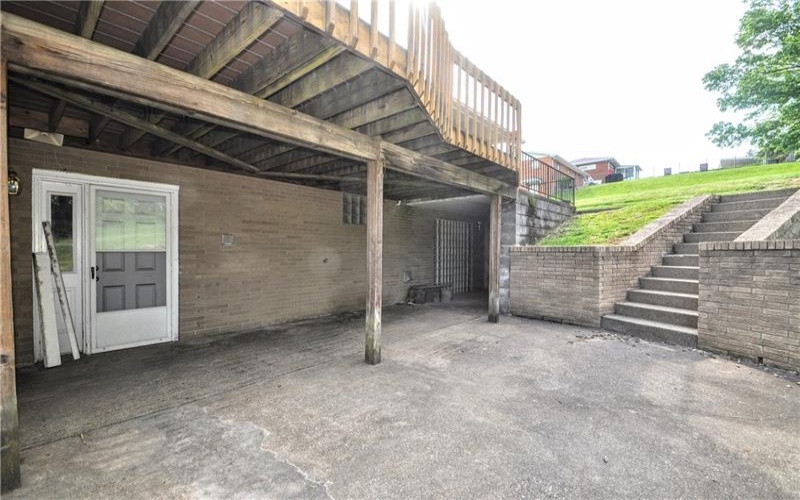 130 Fairfield Dr, Monessen, 15062, 3 Bedrooms Bedrooms, 9 Rooms Rooms,2.1 BathroomsBathrooms,Residential,For Sale,Fairfield Dr,1700824