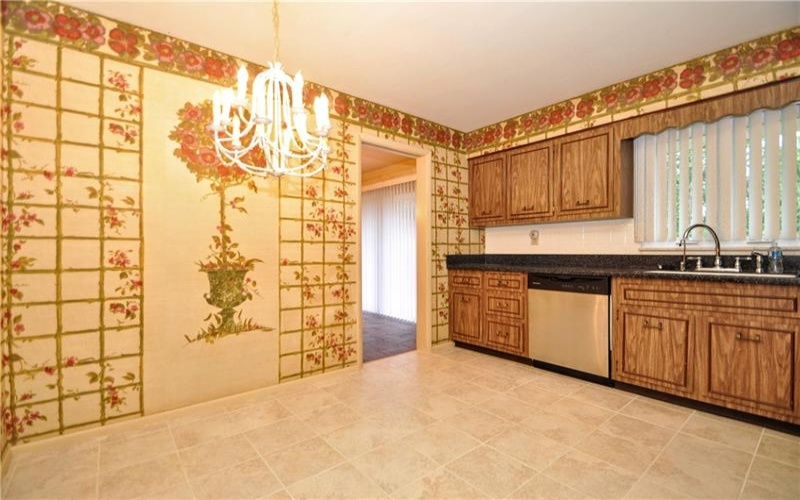 130 Fairfield Dr, Monessen, 15062, 3 Bedrooms Bedrooms, 9 Rooms Rooms,2.1 BathroomsBathrooms,Residential,For Sale,Fairfield Dr,1700824