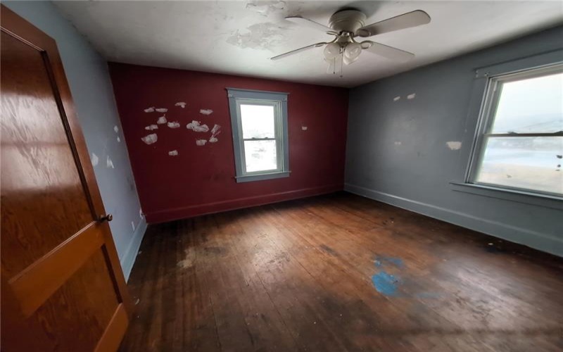 43 Mifflin Avenue, Uniontown, 15401, 4 Bedrooms Bedrooms, 7 Rooms Rooms,2 BathroomsBathrooms,Residential,For Sale,Mifflin Avenue,1700990