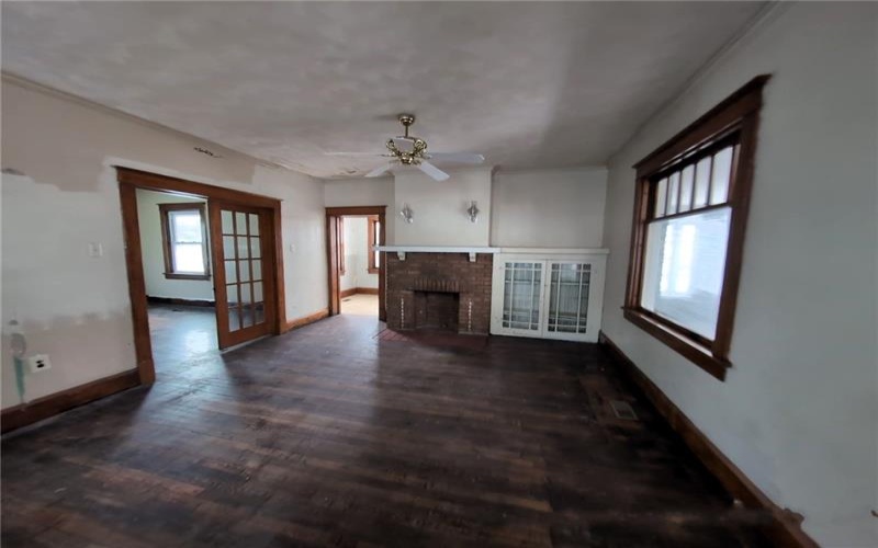 43 Mifflin Avenue, Uniontown, 15401, 4 Bedrooms Bedrooms, 7 Rooms Rooms,2 BathroomsBathrooms,Residential,For Sale,Mifflin Avenue,1700990