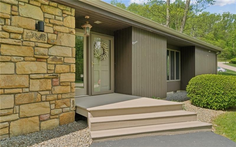 167 Regency Dr, Uniontown, 15401, 3 Bedrooms Bedrooms, 6 Rooms Rooms,2 BathroomsBathrooms,Residential,For Sale,Regency Dr,1700512