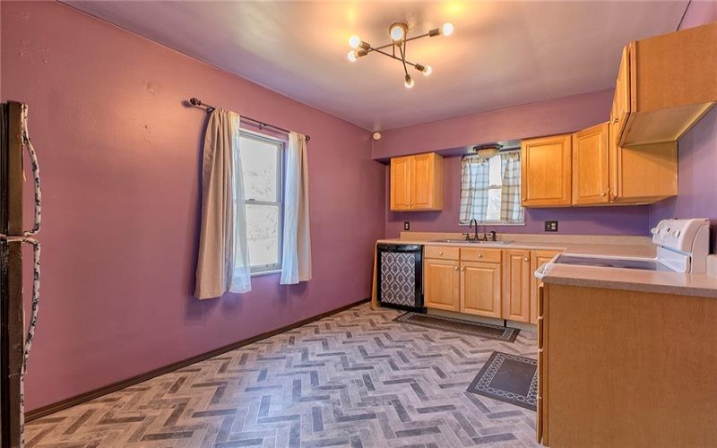 1929 Highland Avenue, Greensburg, 15601, 3 Bedrooms Bedrooms, 7 Rooms Rooms,2.1 BathroomsBathrooms,Residential,For Sale,Highland Avenue,1700724