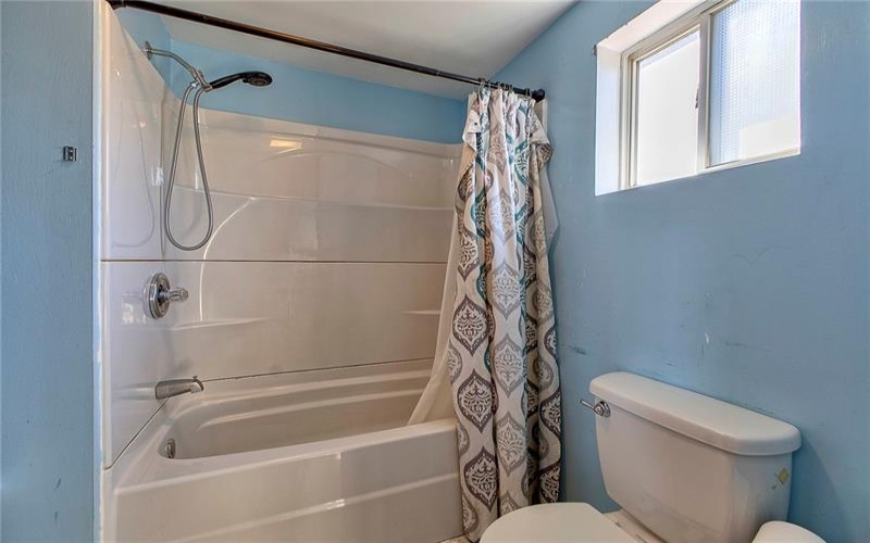1929 Highland Avenue, Greensburg, 15601, 3 Bedrooms Bedrooms, 7 Rooms Rooms,2.1 BathroomsBathrooms,Residential,For Sale,Highland Avenue,1700724