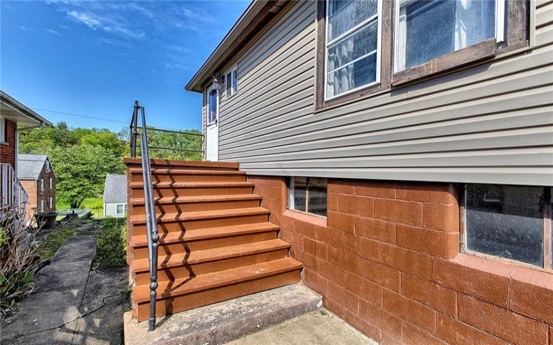 1929 Highland Avenue, Greensburg, 15601, 3 Bedrooms Bedrooms, 7 Rooms Rooms,2.1 BathroomsBathrooms,Residential,For Sale,Highland Avenue,1700724
