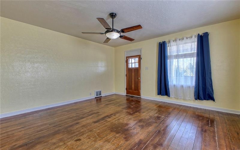1929 Highland Avenue, Greensburg, 15601, 3 Bedrooms Bedrooms, 7 Rooms Rooms,2.1 BathroomsBathrooms,Residential,For Sale,Highland Avenue,1700724