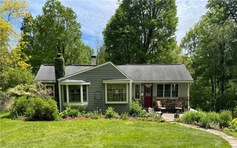 230 Trading Post Rd, Stoystown, 15563, 2 Bedrooms Bedrooms, 5 Rooms Rooms,1 BathroomBathrooms,Residential,For Sale,Trading Post Rd,1700773