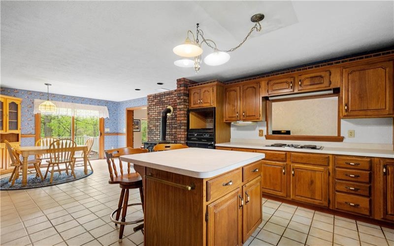 297 Alamae Lakes Road, Washington, 15301, 4 Bedrooms Bedrooms, 14 Rooms Rooms,2.2 BathroomsBathrooms,Residential,For Sale,Alamae Lakes Road,1700831