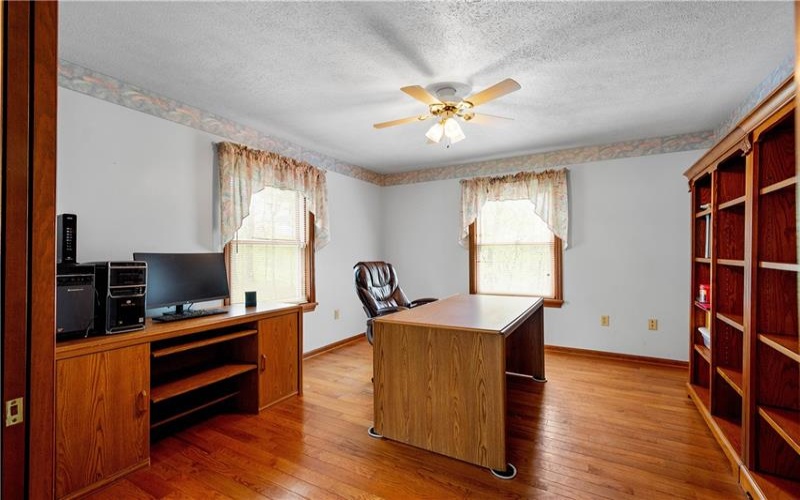 297 Alamae Lakes Road, Washington, 15301, 4 Bedrooms Bedrooms, 14 Rooms Rooms,2.2 BathroomsBathrooms,Residential,For Sale,Alamae Lakes Road,1700831