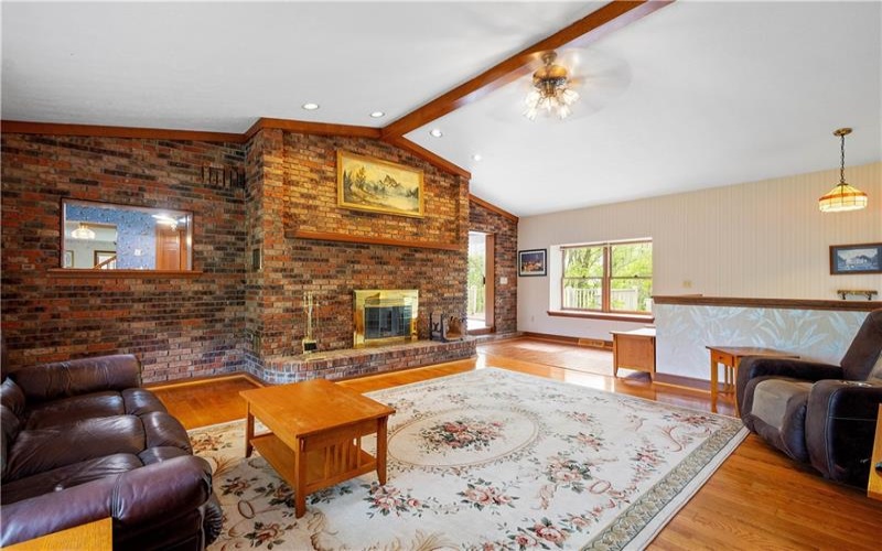 297 Alamae Lakes Road, Washington, 15301, 4 Bedrooms Bedrooms, 14 Rooms Rooms,2.2 BathroomsBathrooms,Residential,For Sale,Alamae Lakes Road,1700831