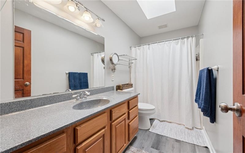 100 Carriage Ct, Canonsburg, 15317, 4 Bedrooms Bedrooms, ,2.1 BathroomsBathrooms,Residential,For Sale,Carriage Ct,1700845