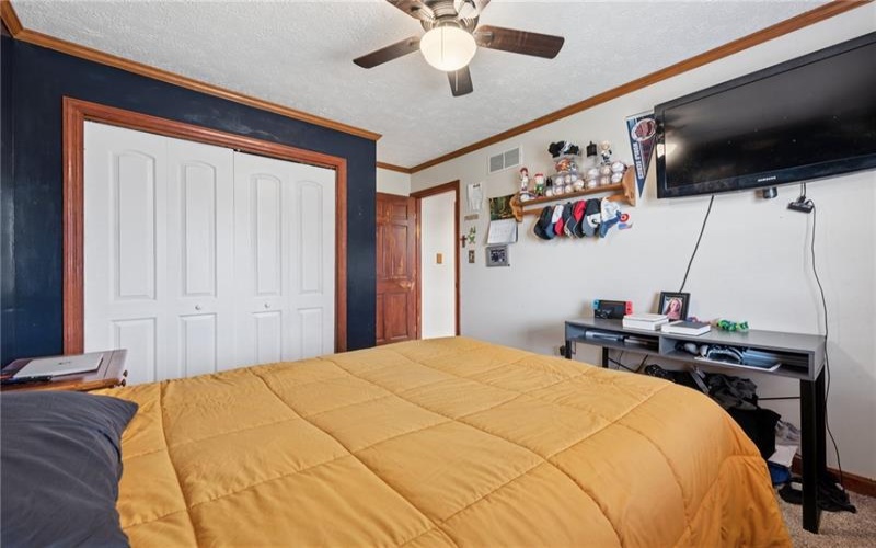 100 Carriage Ct, Canonsburg, 15317, 4 Bedrooms Bedrooms, ,2.1 BathroomsBathrooms,Residential,For Sale,Carriage Ct,1700845