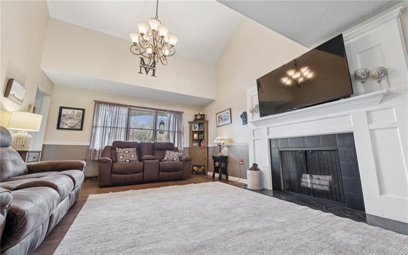 100 Carriage Ct, Canonsburg, 15317, 4 Bedrooms Bedrooms, ,2.1 BathroomsBathrooms,Residential,For Sale,Carriage Ct,1700845