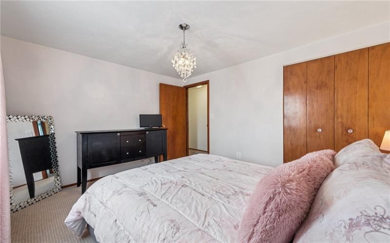 221 Barbara Ln, Connellsville, 15425, 4 Bedrooms Bedrooms, 9 Rooms Rooms,1.1 BathroomsBathrooms,Residential,For Sale,Barbara Ln,1700853