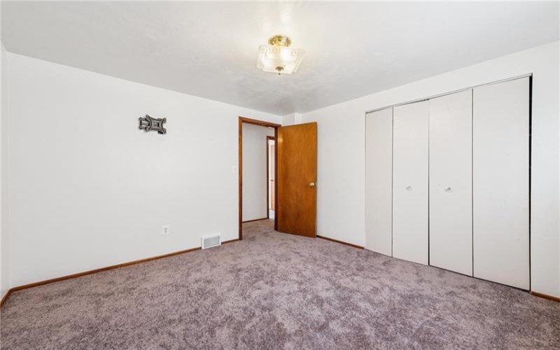 221 Barbara Ln, Connellsville, 15425, 4 Bedrooms Bedrooms, 9 Rooms Rooms,1.1 BathroomsBathrooms,Residential,For Sale,Barbara Ln,1700853