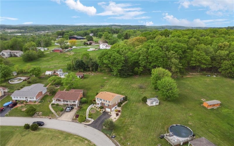 221 Barbara Ln, Connellsville, 15425, 4 Bedrooms Bedrooms, 9 Rooms Rooms,1.1 BathroomsBathrooms,Residential,For Sale,Barbara Ln,1700853