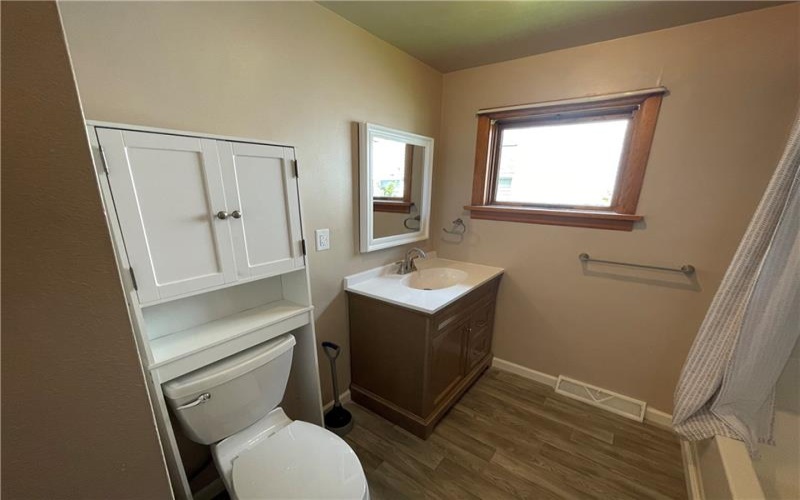 21 Country Club Boulevard, Uniontown, 15401, 3 Bedrooms Bedrooms, 9 Rooms Rooms,2.1 BathroomsBathrooms,Residential,For Sale,Country Club Boulevard,1700859