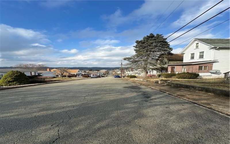 1172 Dennis Avenue, Monessen, 15062, 2 Bedrooms Bedrooms, ,1 BathroomBathrooms,Residential,For Sale,Dennis Avenue,1700860