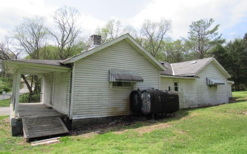 428 Grindstone Road, Grindstone, 15442, 3 Bedrooms Bedrooms, 5 Rooms Rooms,1 BathroomBathrooms,Residential,For Sale,Grindstone Road,1700892