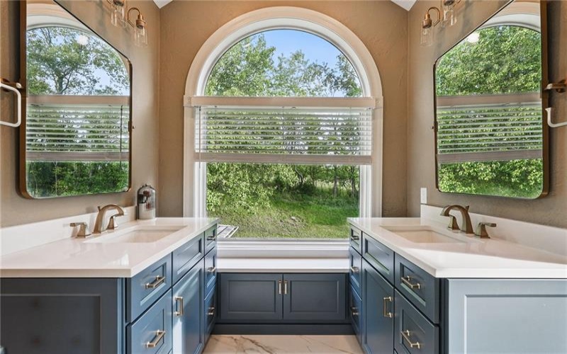104 Ross Creek Ln, Venetia, 15367, 5 Bedrooms Bedrooms, 13 Rooms Rooms,3.1 BathroomsBathrooms,Residential,For Sale,Ross Creek Ln,1700928