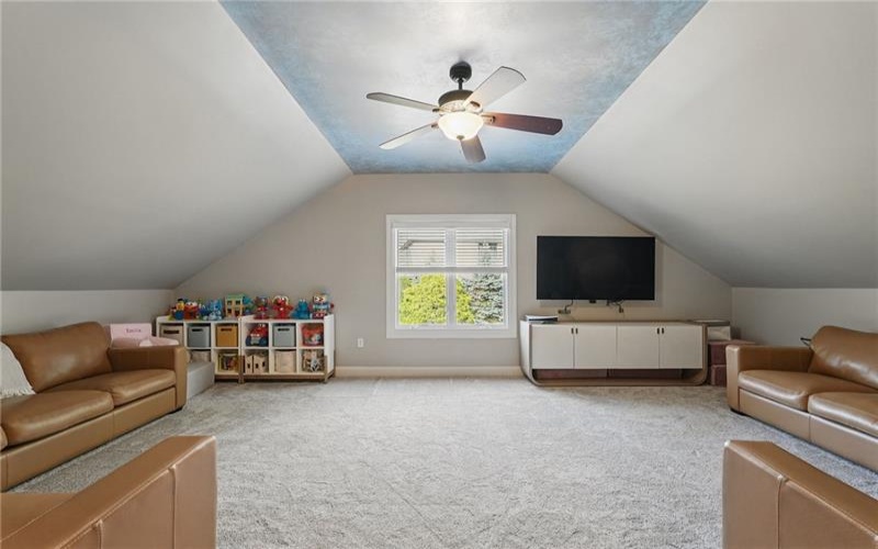 104 Ross Creek Ln, Venetia, 15367, 5 Bedrooms Bedrooms, 13 Rooms Rooms,3.1 BathroomsBathrooms,Residential,For Sale,Ross Creek Ln,1700928
