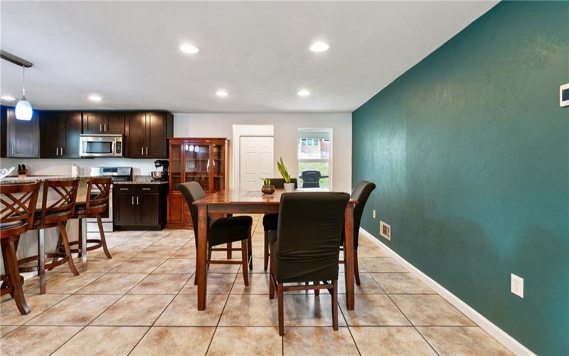 107 Florida, Lower Burrell, 15068, 4 Bedrooms Bedrooms, ,2.1 BathroomsBathrooms,Residential,For Sale,Florida,1700968