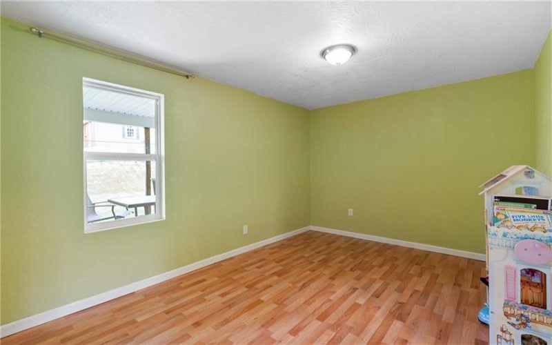 107 Florida, Lower Burrell, 15068, 4 Bedrooms Bedrooms, ,2.1 BathroomsBathrooms,Residential,For Sale,Florida,1700968