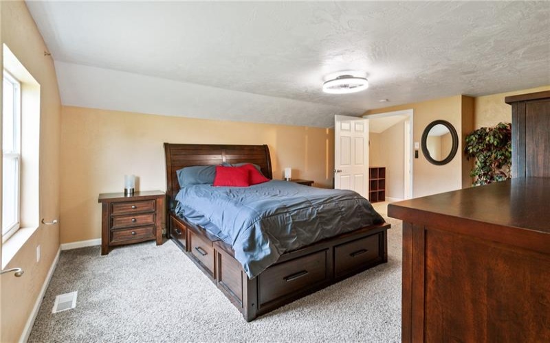 107 Florida, Lower Burrell, 15068, 4 Bedrooms Bedrooms, ,2.1 BathroomsBathrooms,Residential,For Sale,Florida,1700968