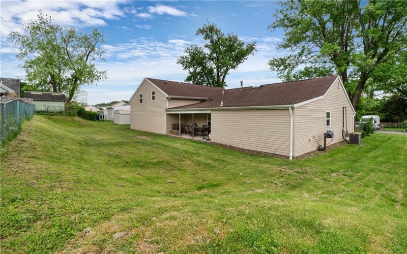 107 Florida, Lower Burrell, 15068, 4 Bedrooms Bedrooms, ,2.1 BathroomsBathrooms,Residential,For Sale,Florida,1700968