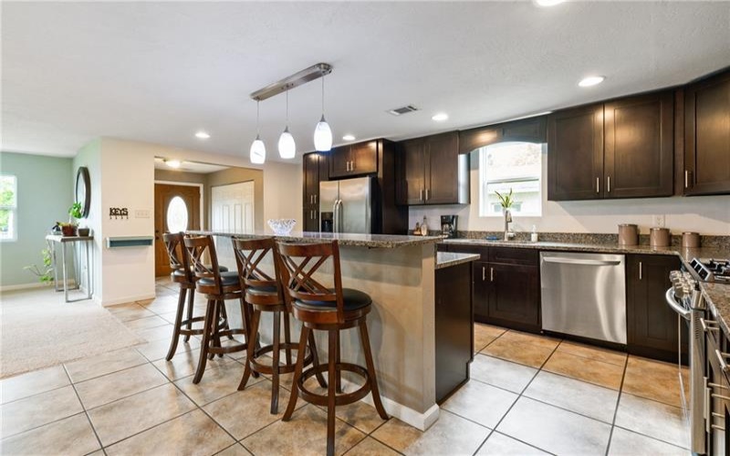 107 Florida, Lower Burrell, 15068, 4 Bedrooms Bedrooms, ,2.1 BathroomsBathrooms,Residential,For Sale,Florida,1700968