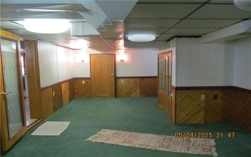 1213 Frank Avenue, Jeannette, 15644, 3 Bedrooms Bedrooms, 10 Rooms Rooms,2 BathroomsBathrooms,Residential,For Sale,Frank Avenue,1700972