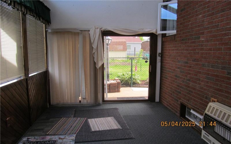 1213 Frank Avenue, Jeannette, 15644, 3 Bedrooms Bedrooms, 10 Rooms Rooms,2 BathroomsBathrooms,Residential,For Sale,Frank Avenue,1700972