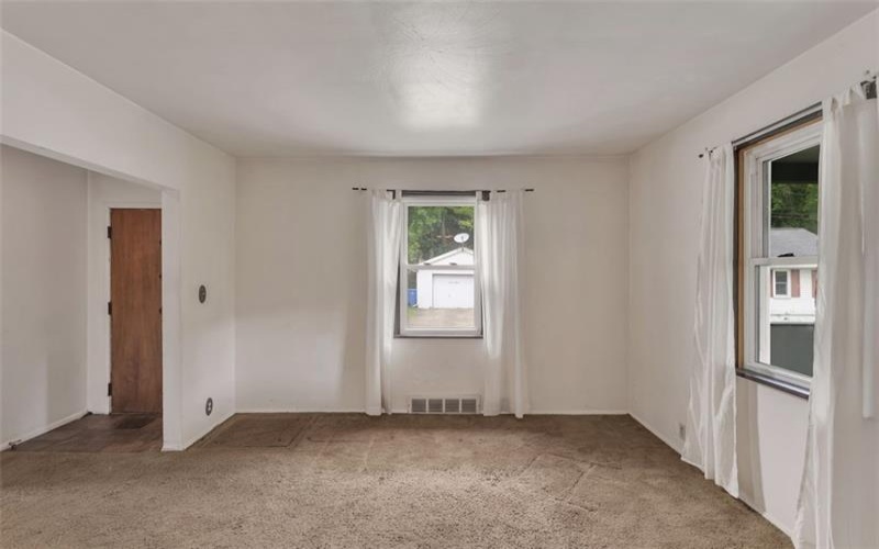 1108 Wills Avenue, Lower Burrell, 15068, 2 Bedrooms Bedrooms, ,1 BathroomBathrooms,Residential,For Sale,Wills Avenue,1700981