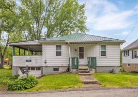 1108 Wills Avenue, Lower Burrell, 15068, 2 Bedrooms Bedrooms, ,1 BathroomBathrooms,Residential,For Sale,Wills Avenue,1700981