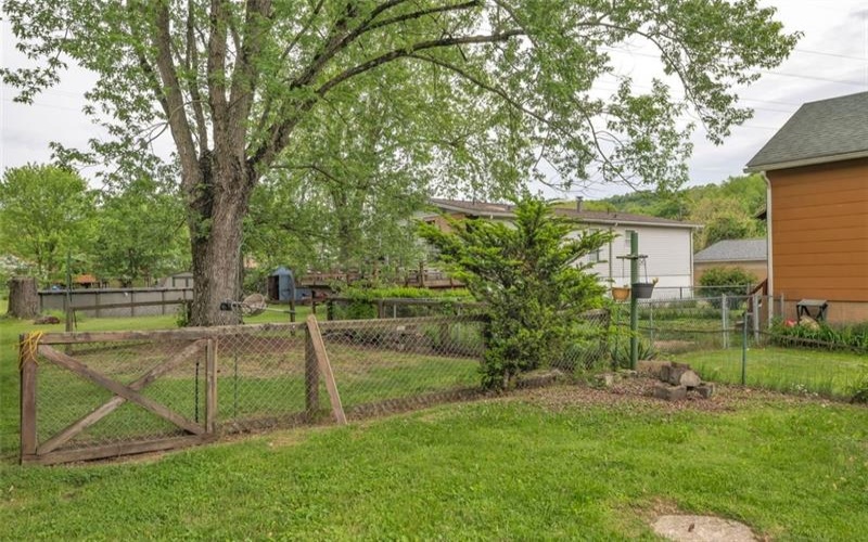 1108 Wills Avenue, Lower Burrell, 15068, 2 Bedrooms Bedrooms, ,1 BathroomBathrooms,Residential,For Sale,Wills Avenue,1700981