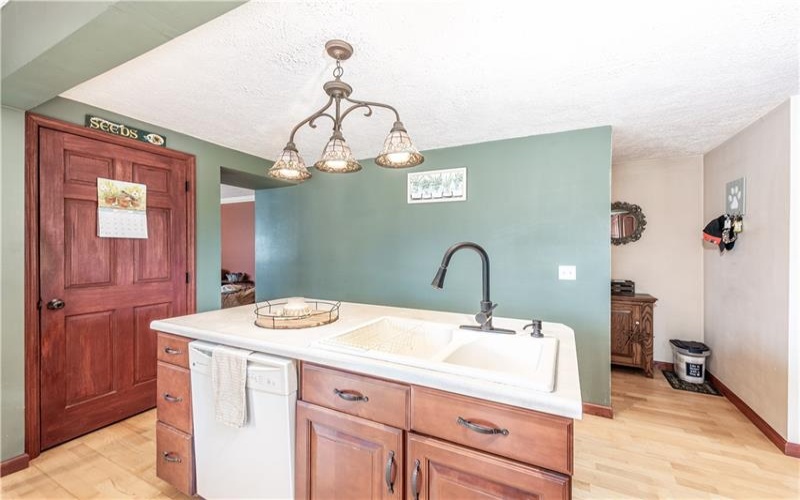 120 Elm Drive, Rices Landing, 15357, 3 Bedrooms Bedrooms, 8 Rooms Rooms,1.1 BathroomsBathrooms,Residential,For Sale,Elm Drive,1697475