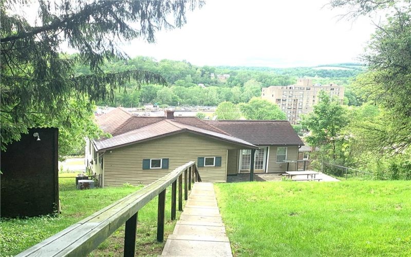 322 4th St, West Newton, 15089, 3 Bedrooms Bedrooms, 7 Rooms Rooms,1 BathroomBathrooms,Residential,For Sale,4th St,1700750